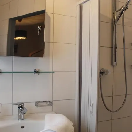 Appartamento Amazing Apartment In Winningen With Wifi *